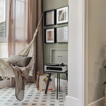 Baru - 2 Bedrooms And Terrace In Eixample Esquerra Barcelona